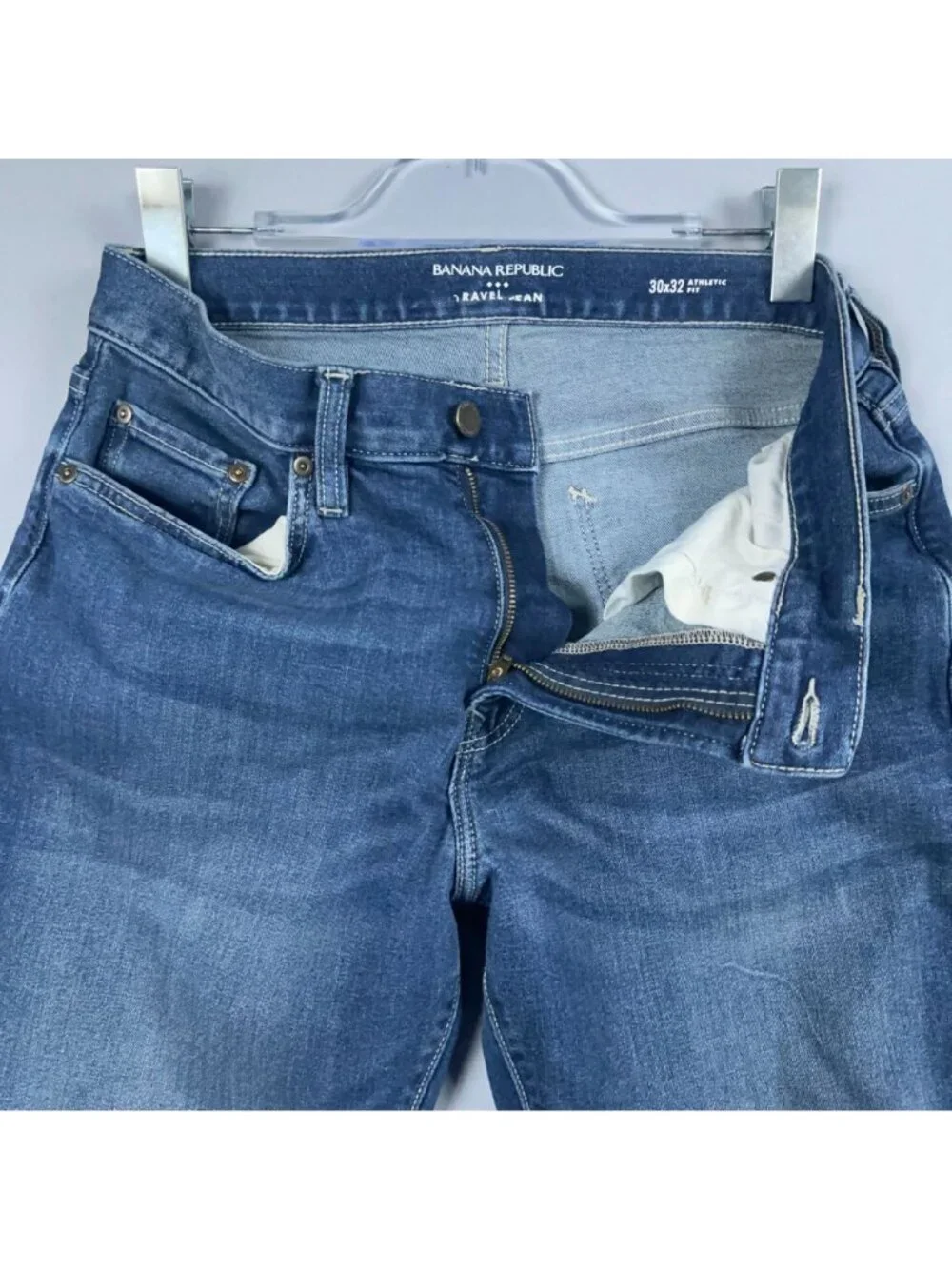 Banana Republic Travel Jeans Men Size 30x32 Athletic Fit Skinny Mid Rise Blue